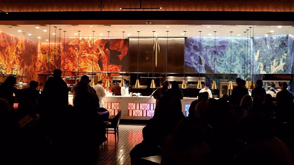 las-vegas-celebrity-chef-restaurants-a-culinary-journey-on-the-strip-in-2025-image-1